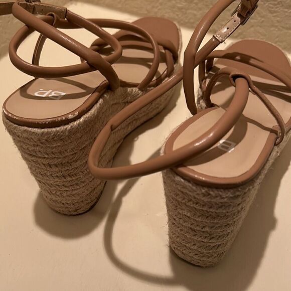 BP Women's 9 Platform Espadrille Strappy Sandals Tan Brown Faux Leather New - Picture 4 of 10